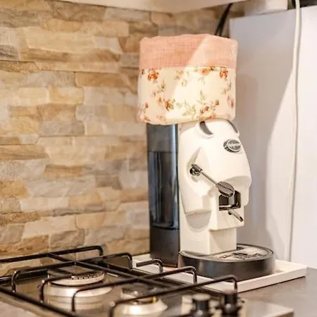 アパート Noble Loft In Historical Building - 800m Subway ナポリ