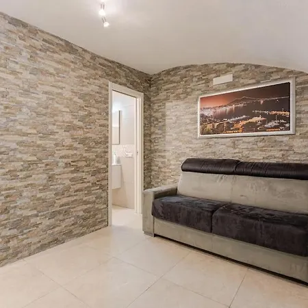 アパート Noble Loft In Historical Building - 800m Subway *